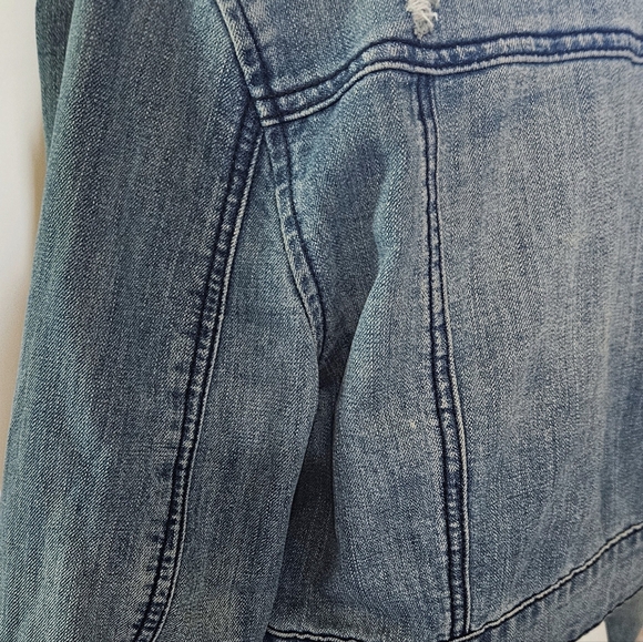 Cropped Denim Jacket - Picture 4 of 5